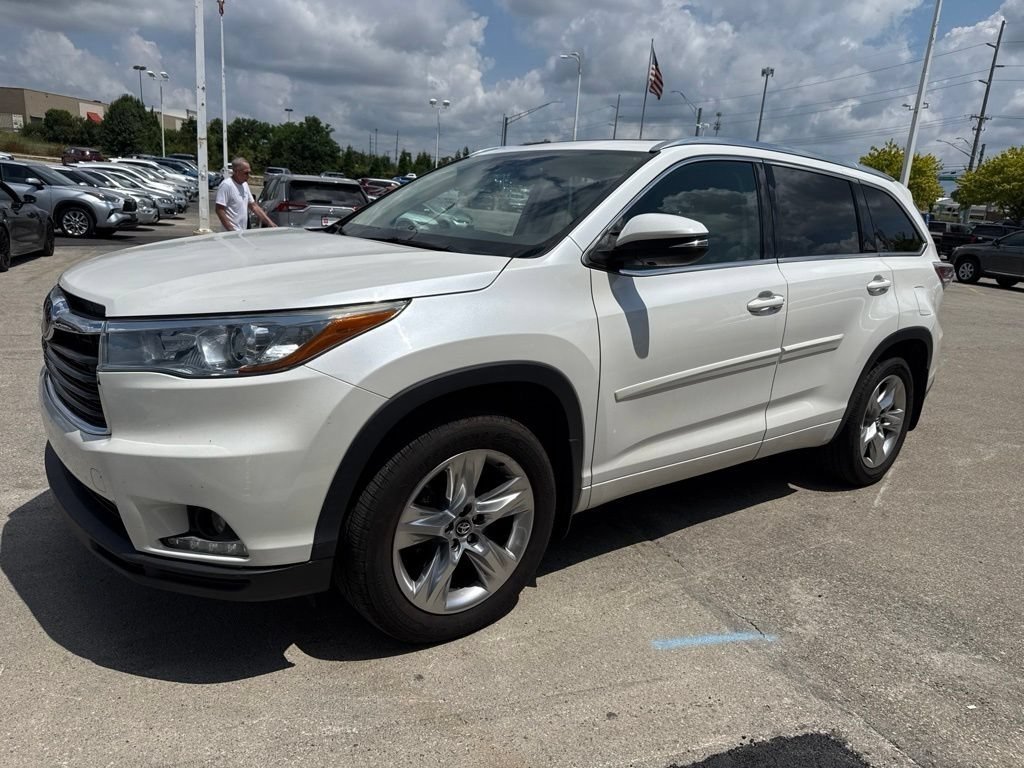Used 2016 Blizzard Pearl Toyota Limited Platinum V6 image 10