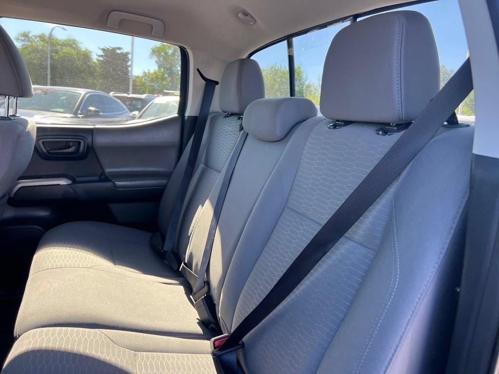 Used 2018 Magnetic Gray Metallic Toyota SR5 image 20