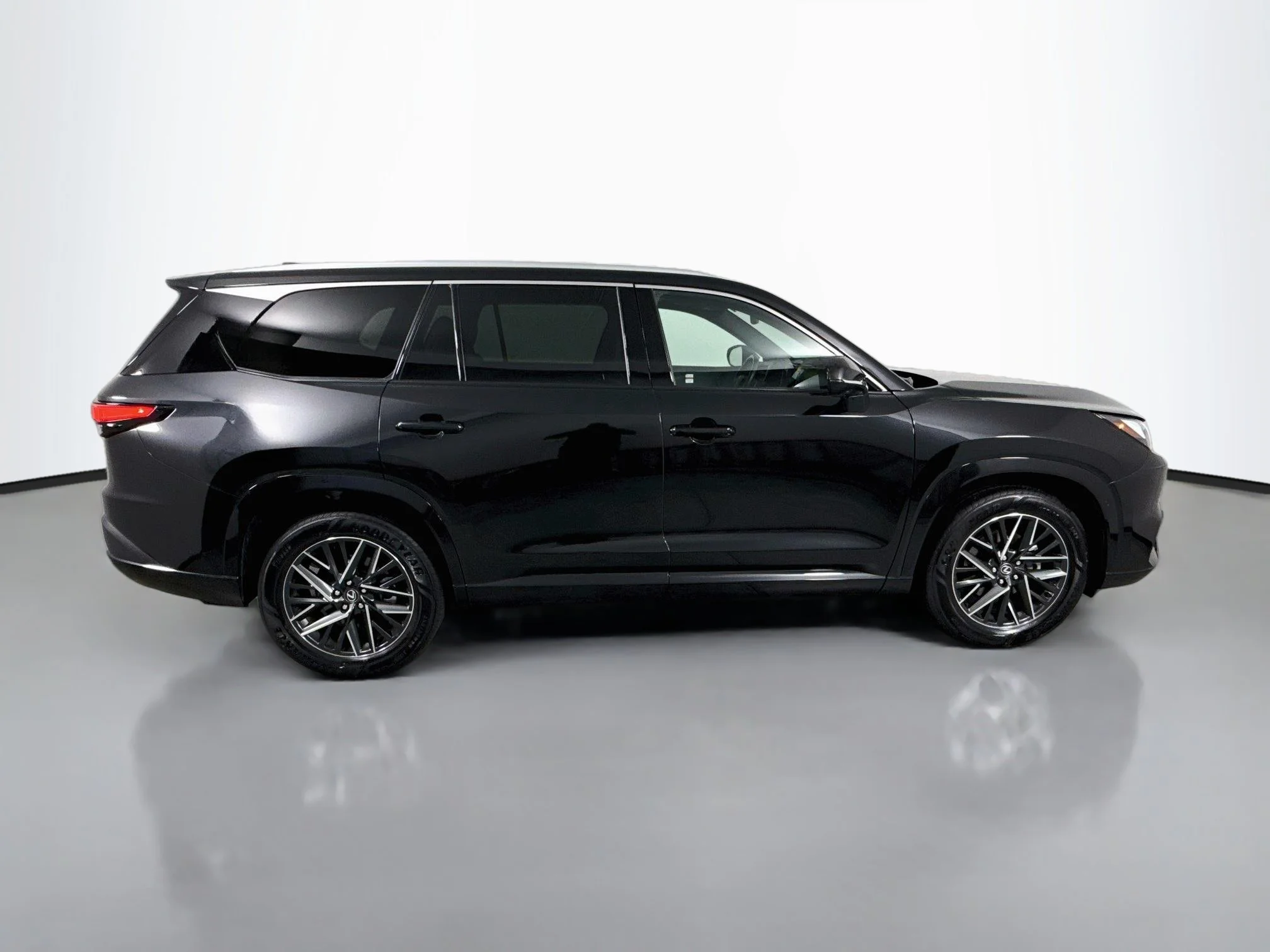 Certified Used 2025 Caviar Lexus 350 Premium image 8