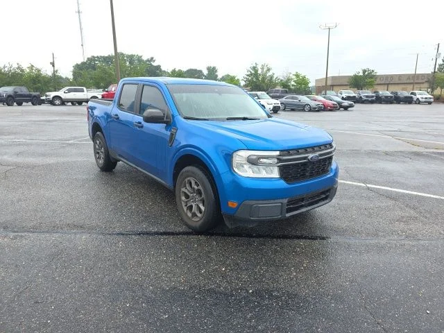 Used 2022 Blue Metallic Ford XLT image 1