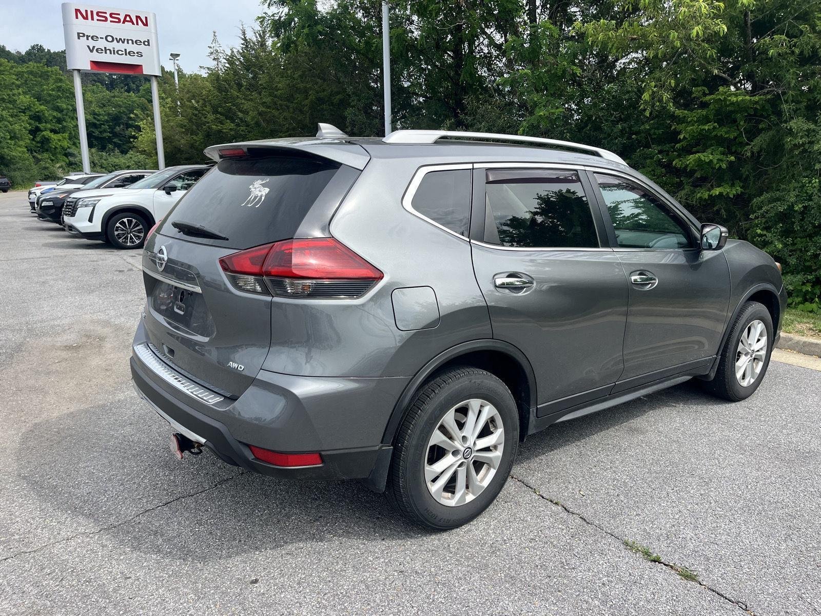 Used 2018 Gun Metallic Nissan S image 7