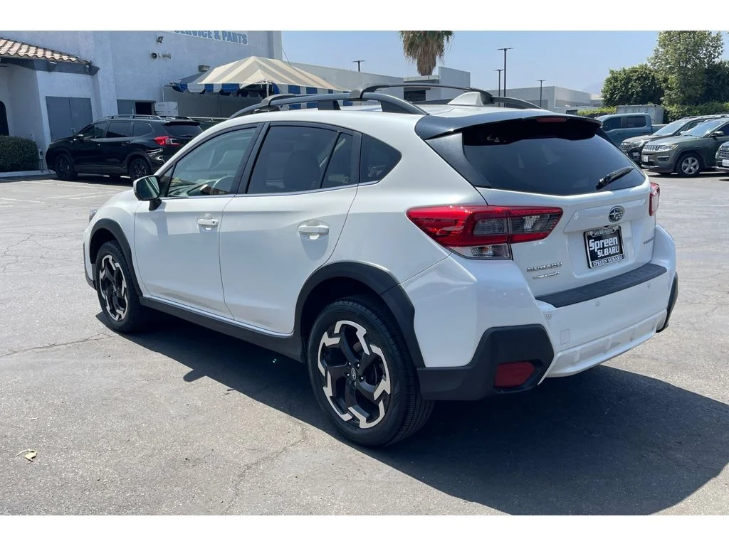 Used 2023 CRYSTAL WHITE PEARL Subaru Limited image 3