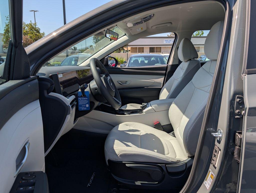 New 2026 Gray Hyundai SE FWD image 13