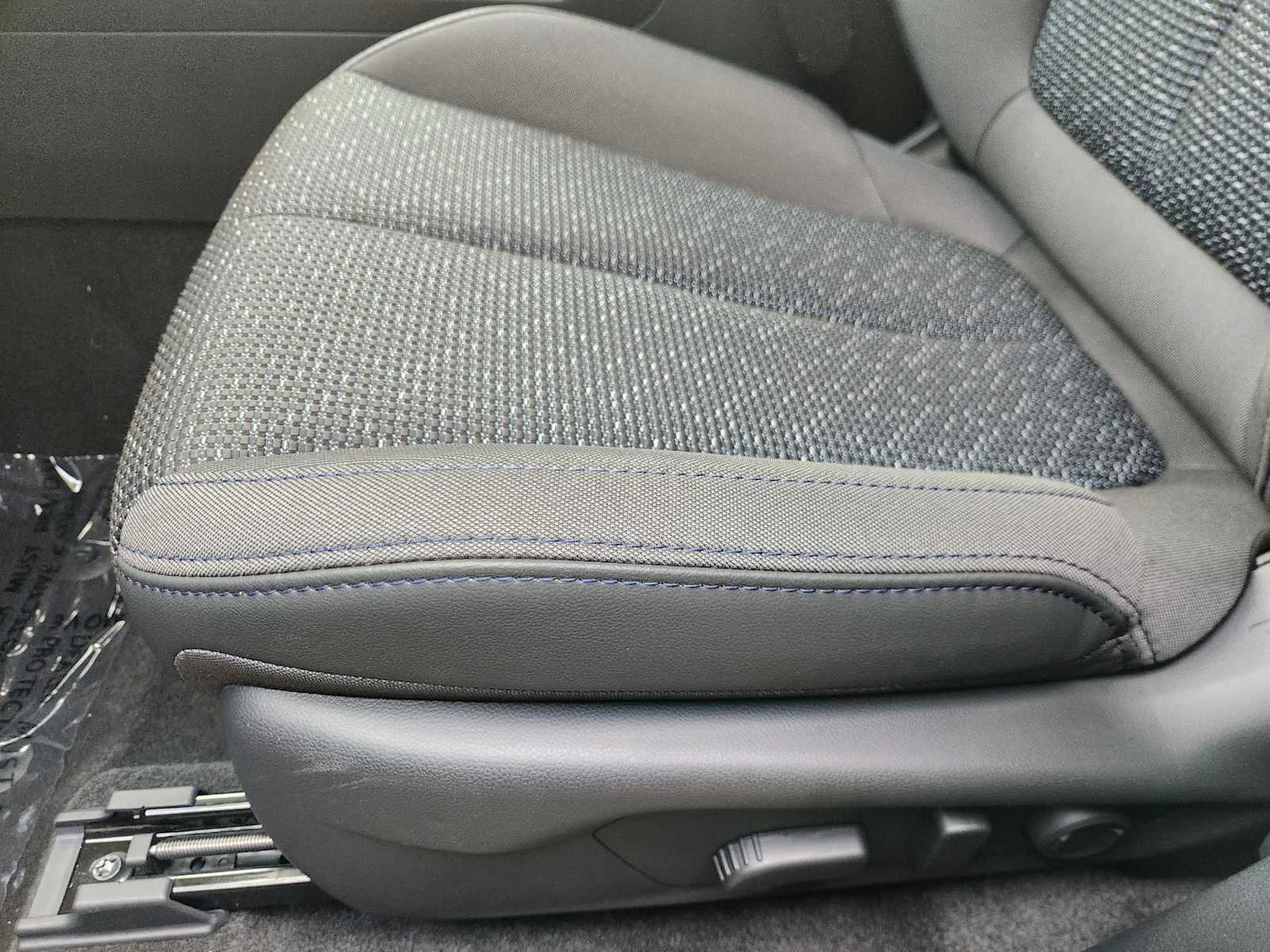 New 2026 ICE SILVER METALLIC Subaru Premium Hybrid image 18