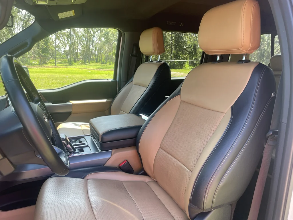 Used 2023 Star White Ford Lariat 4X4 Hybrid image 16
