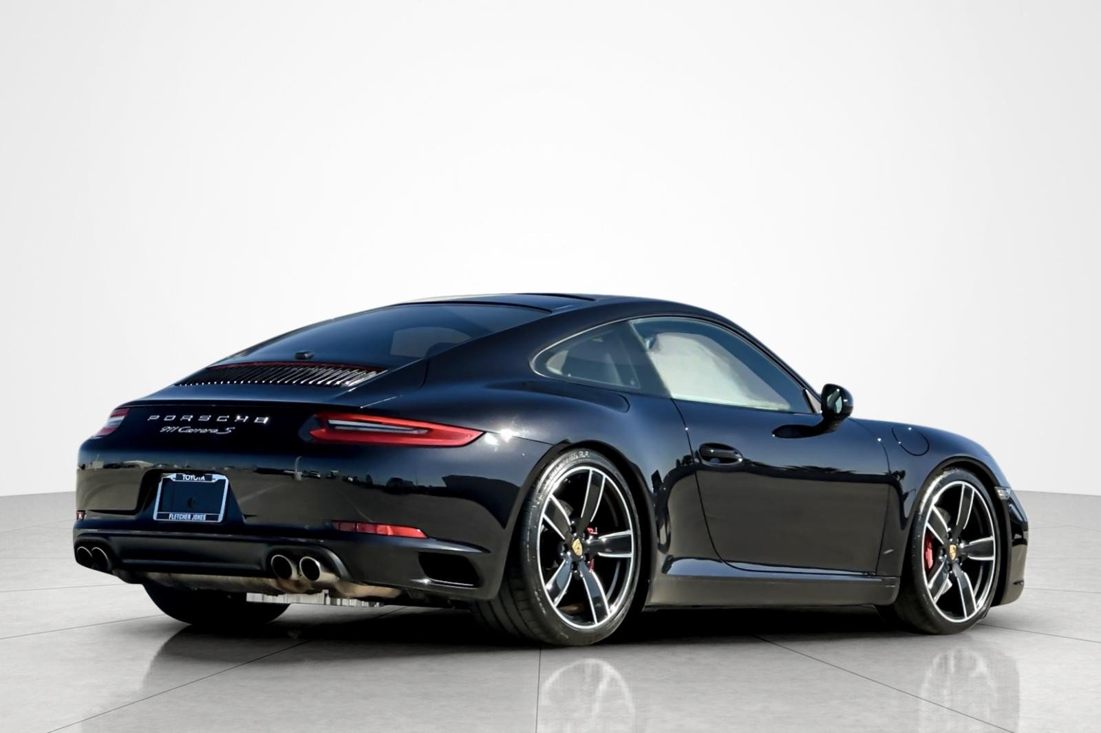 Used 2018 BLACK Porsche Carrera S image 5