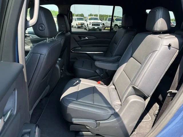 Used 2026 Lakeshore Blue Metallic Chevrolet LT image 27