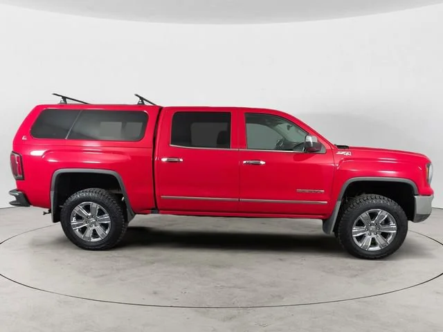 Used 2018 CARDINAL RED GMC SLT image 6