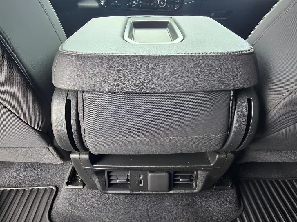 Used 2025 Sterling Metallic GMC SLE image 26