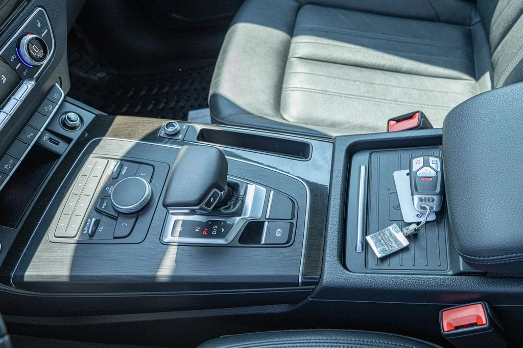 Used 2020  Audi 45 Premium image 26