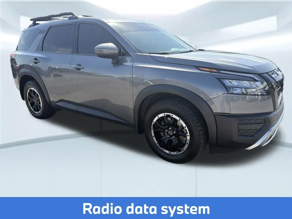 Used 2024 Gray Nissan Rock Creek image 5
