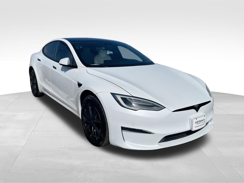 Used 2021 White Tesla Plaid image 2