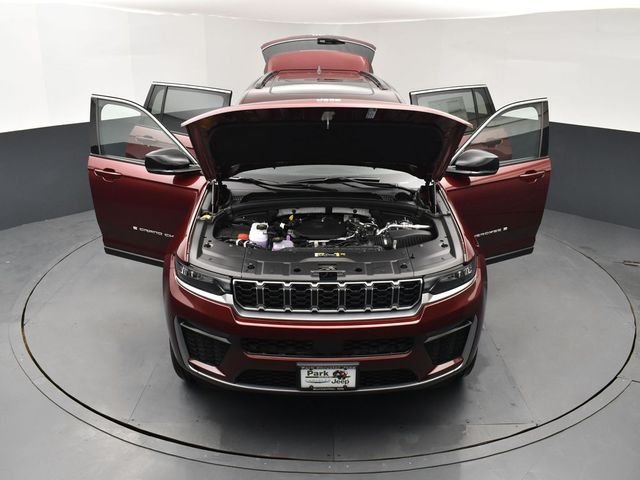 New 2026 Velvet Red Pearl-Coat Exterior Paint Jeep Limited image 26