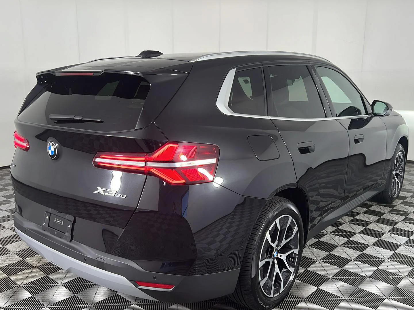 Used 2026 Black Sapphire Metallic BMW 30 xDrive image 3