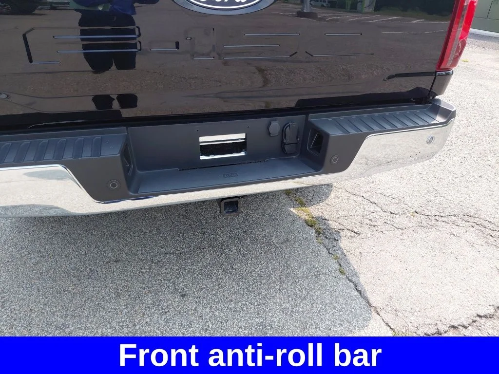 Used 2025 Black Ford XLT image 19