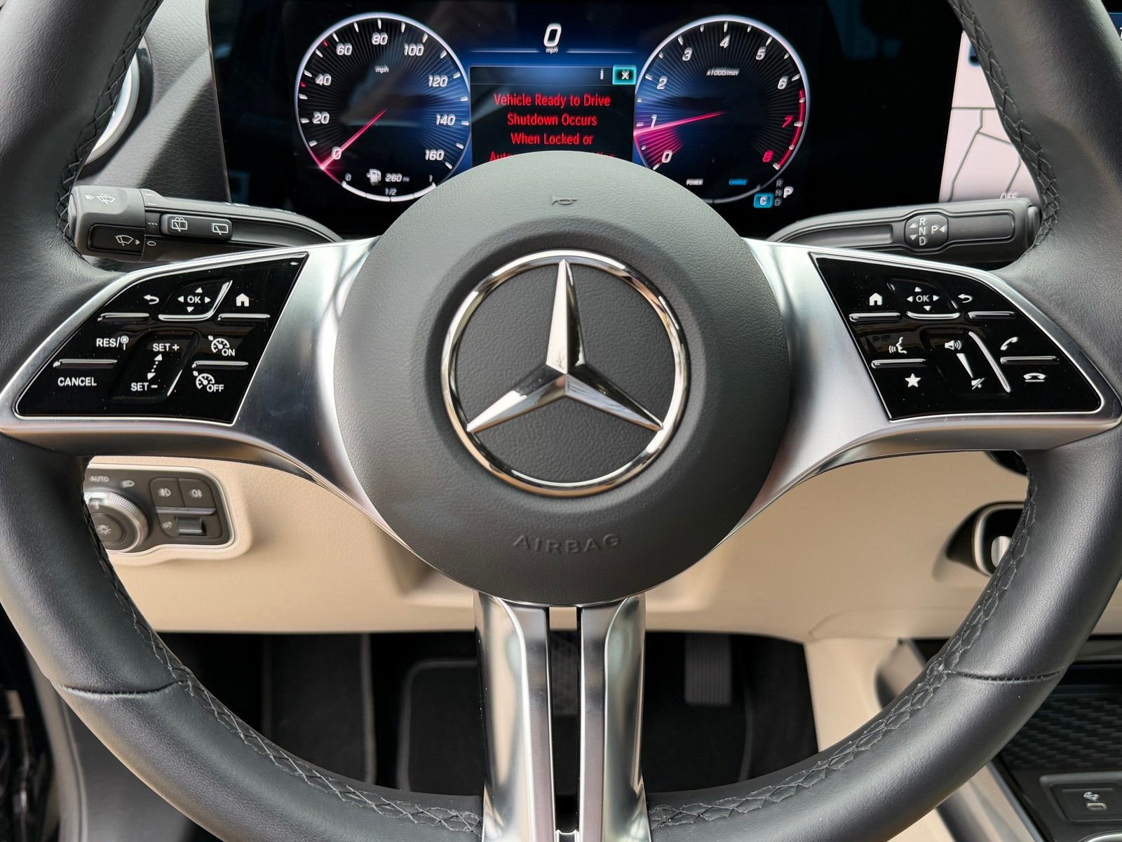 Certified Used 2025 Black Mercedes-Benz GLA 250 image 7