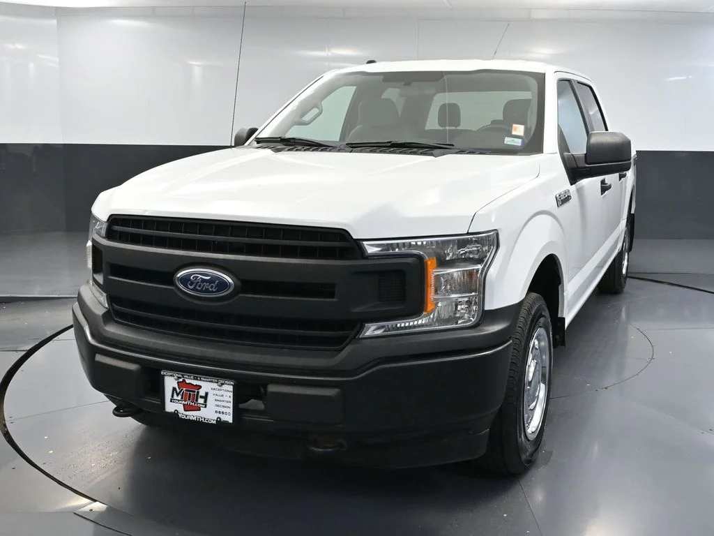 Used 2018 White Ford XL image 13