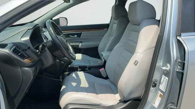 Used 2022 Lunar Silver Metallic Honda EX-L image 19