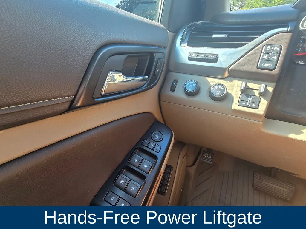 Used 2019 Blue Chevrolet Premier image 22