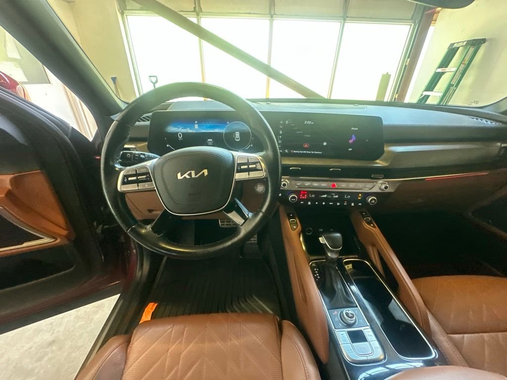 Used 2024 Red Kia SX X-Line image 25