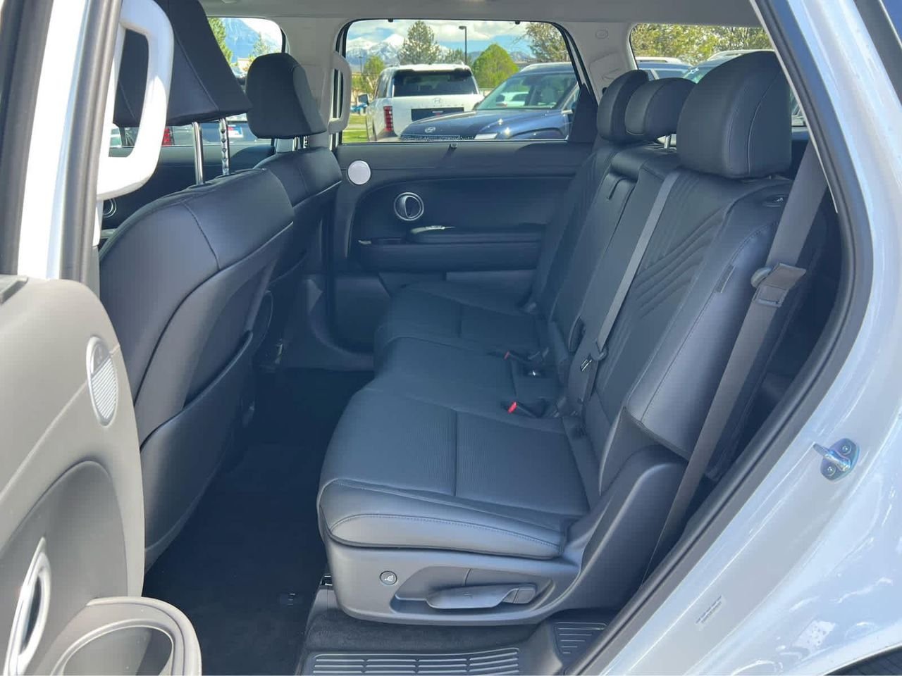 New 2026 Creamy White Pearl Hyundai SEL Premium AWD image 27