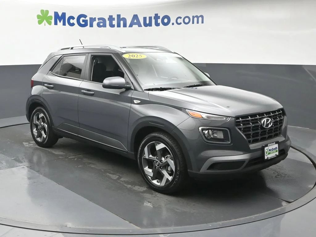 Certified Used 2025 Gray Hyundai SEL image 2