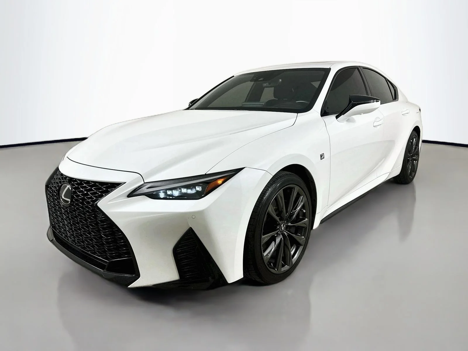 2022 Lexus IS