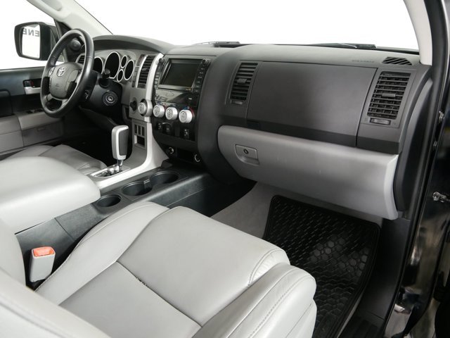 Used 2008 Black Toyota Crew Cab Limited image 17