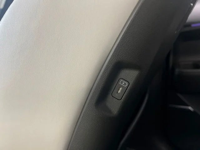 Used 2025 Gray Hyundai Calligraphy image 18