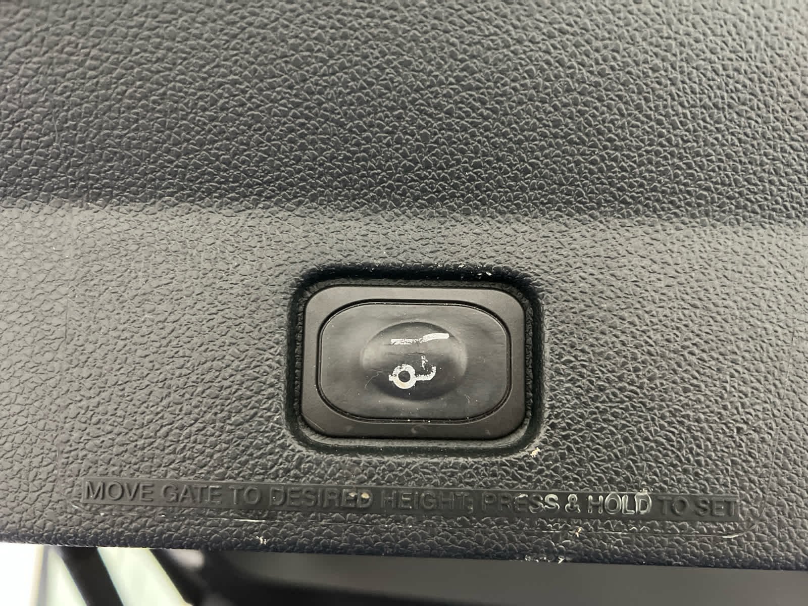 Used 2018 Magnetic Metallic Ford XLT image 28