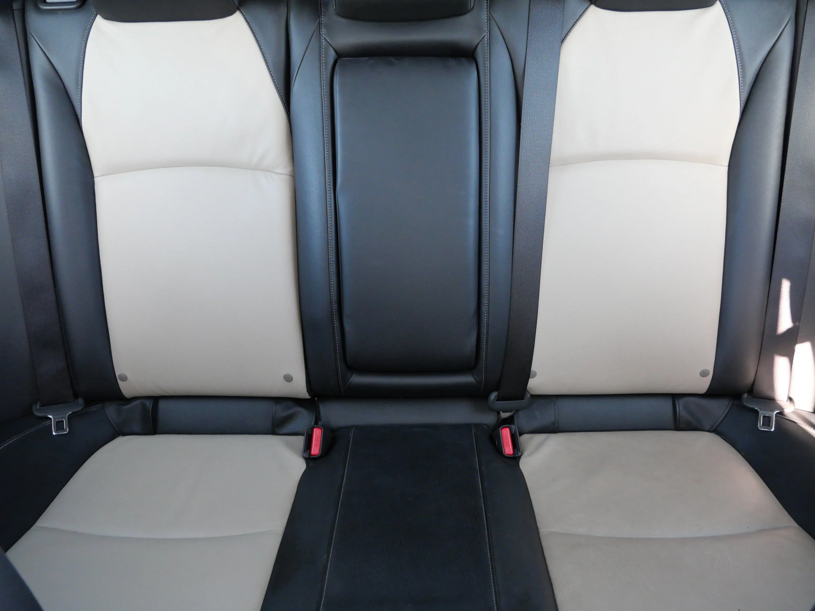 Used 2018 White Orchid Pearl Honda Sport Touring image 13