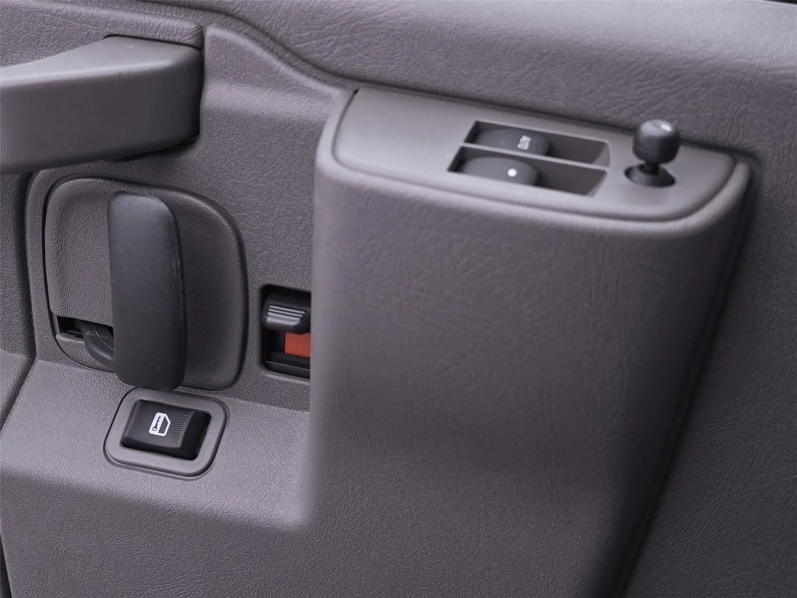 2026 Chevrolet Express Cargo Work Van - Photo 20