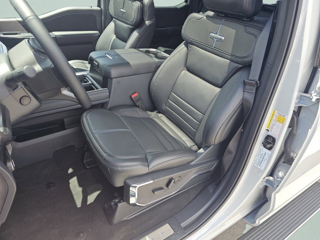 New 2026 Avalanche Ford F-350® Platinum® image 6