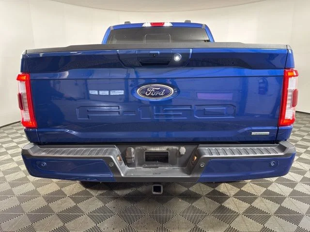 Used 2023 Blue Metallic Ford Lariat image 20