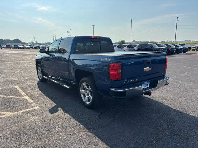 Used 2015 Deep Ocean Blue Chevrolet LT image 4