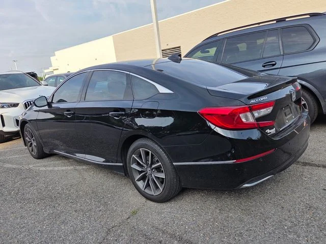 Used 2022 Black Honda EX-L image 3