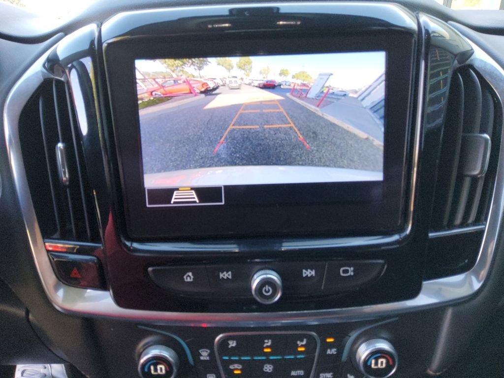 Used 2021 Silver Chevrolet LT image 25