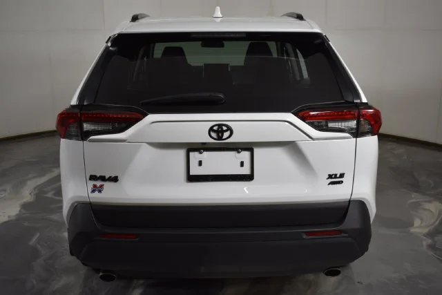 Used 2024 White Toyota XLE image 9