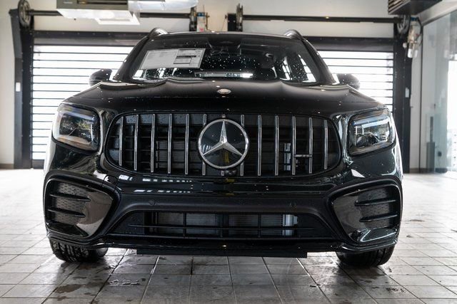 New 2026 Night Black Mercedes-Benz GLB 35 AMG® image 39