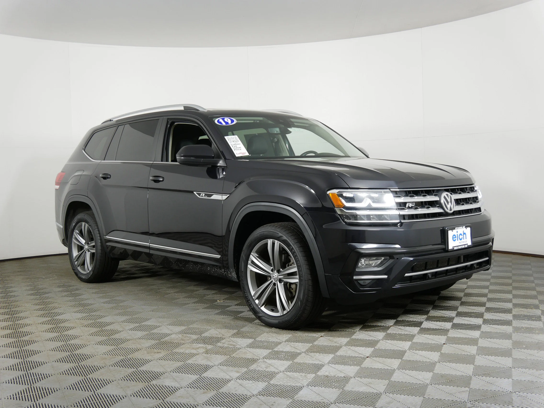 2019 Volkswagen Atlas 3.6L V6 SEL R-Line Tiptronic 4MOTION's photo