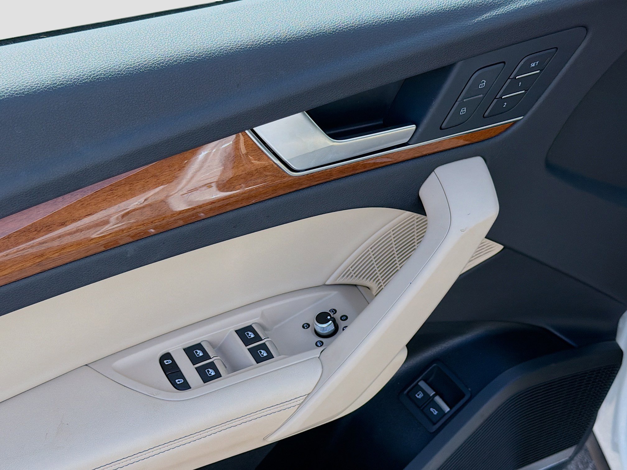 Used 2023 Glacier White Audi S line Prestige image 22