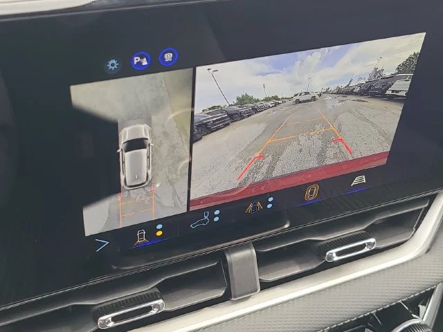 2027 Chevrolet Equinox LT - Photo 29