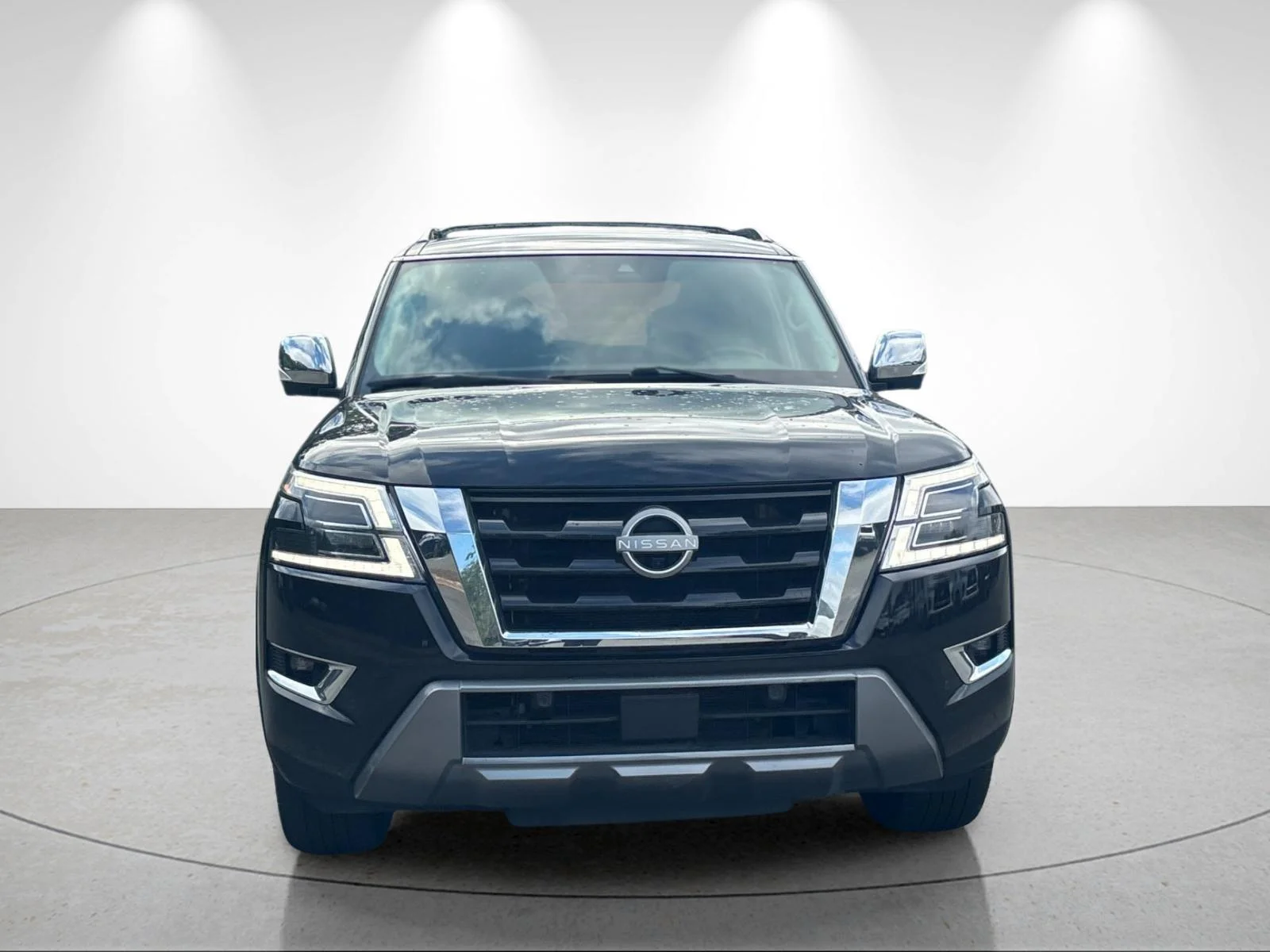 Used 2024 Super Black Nissan Platinum image 8