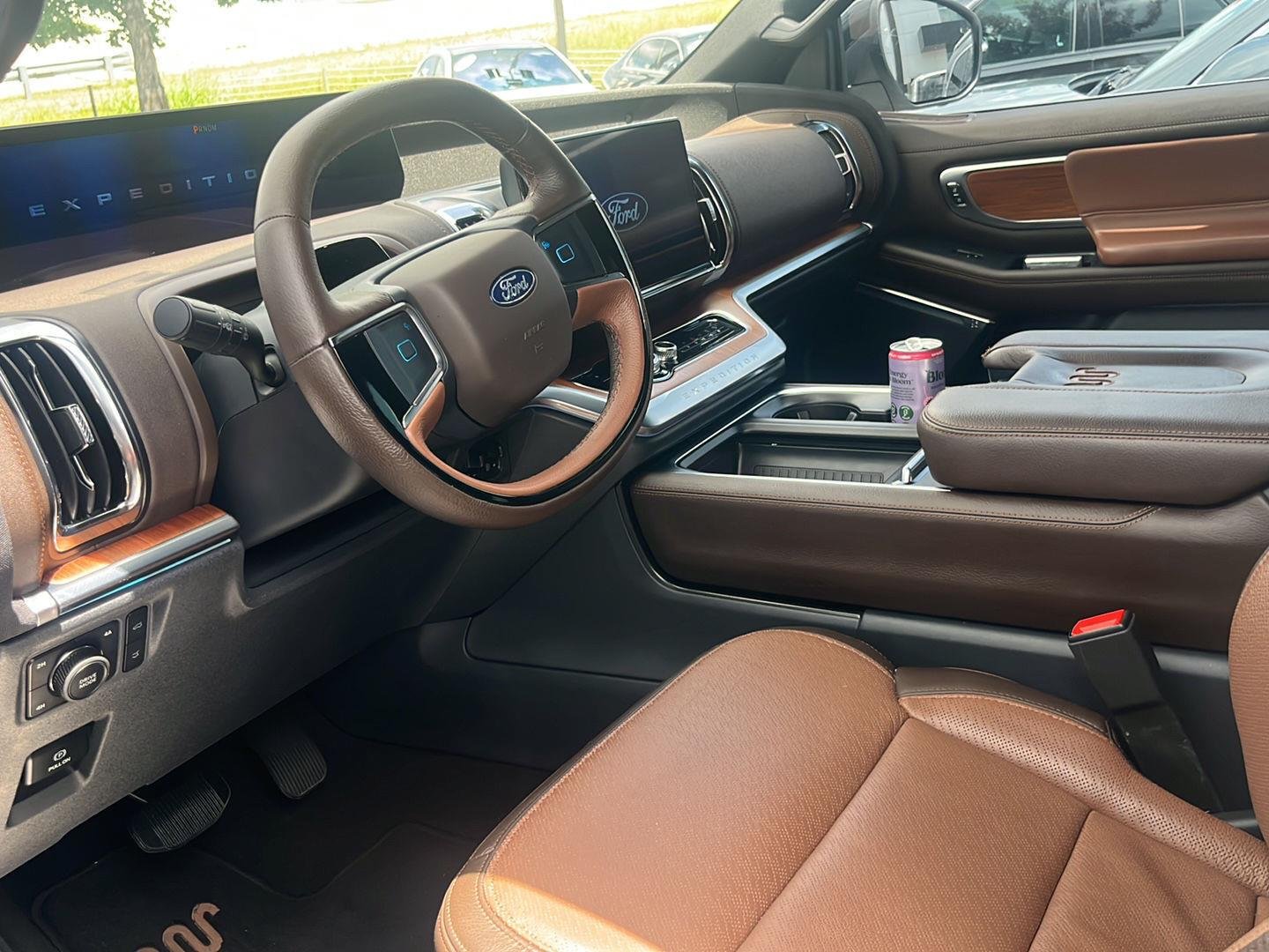 Used 2025 Star White Metallic Tri-Coat Ford King Ranch image 6