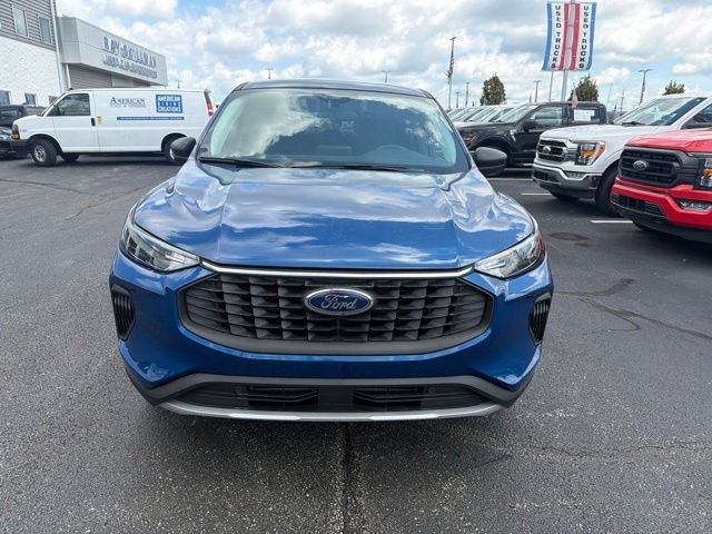 Used 2023 Blue Ford Active image 2
