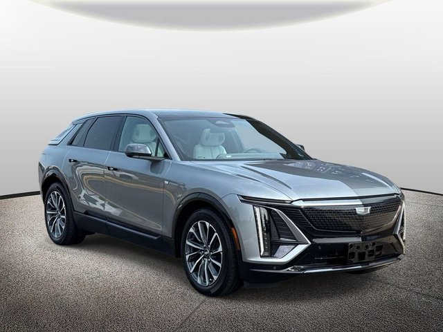 2024 Cadillac LYRIQ Sport 2