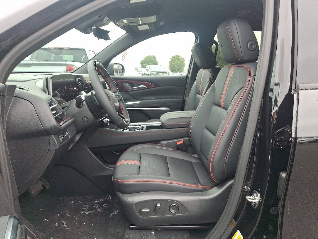 2027 Chevrolet Traverse RS - Photo 6