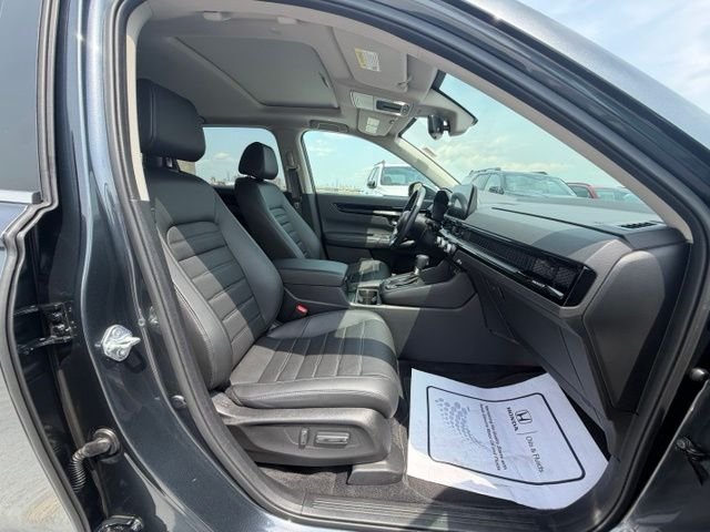 Used 2024 Gray Honda EX-L image 17