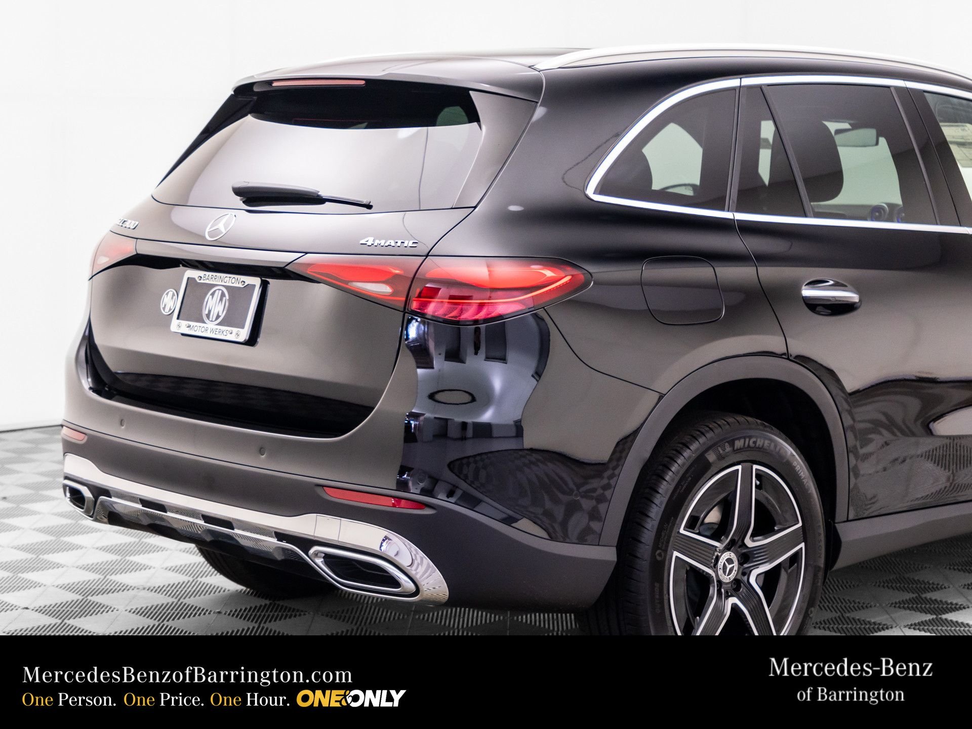 New 2026 Black Mercedes-Benz GLC 300 image 42