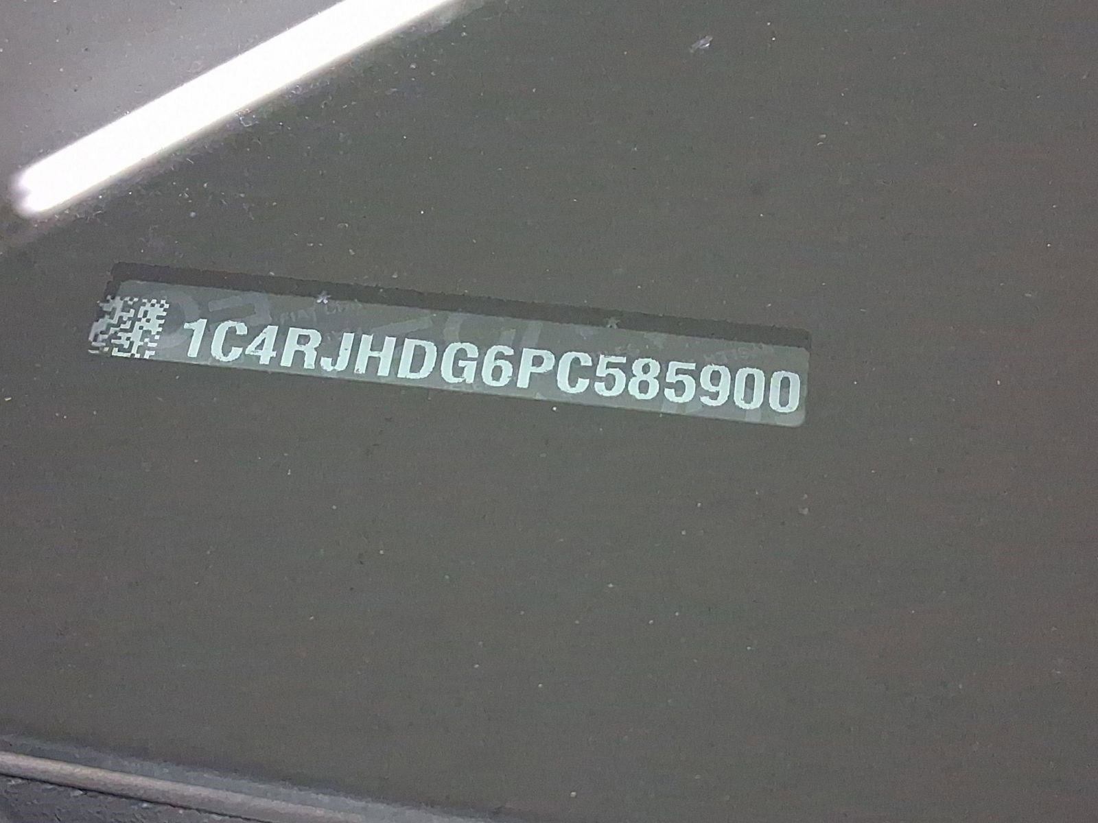 2023 Jeep Grand Cherokee Overland - Photo 20